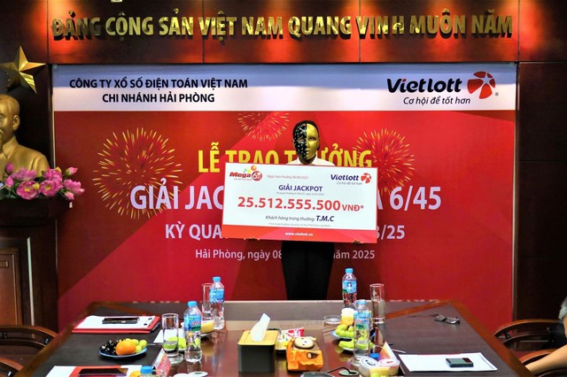 Nuôi dãy số Vietlott hơn 11 năm, người đàn ông trứng 25,5 tỷ đồng - Ảnh 1.