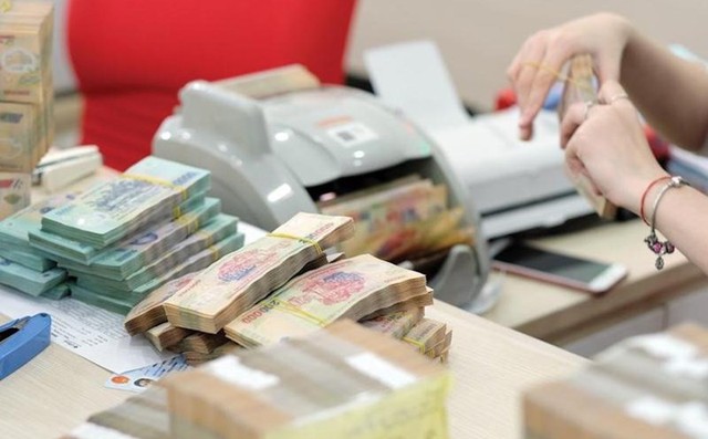 Lãi suất tiết kiệm sẽ diễn biến thế nào trong những tháng cuối năm? - Ảnh 1.