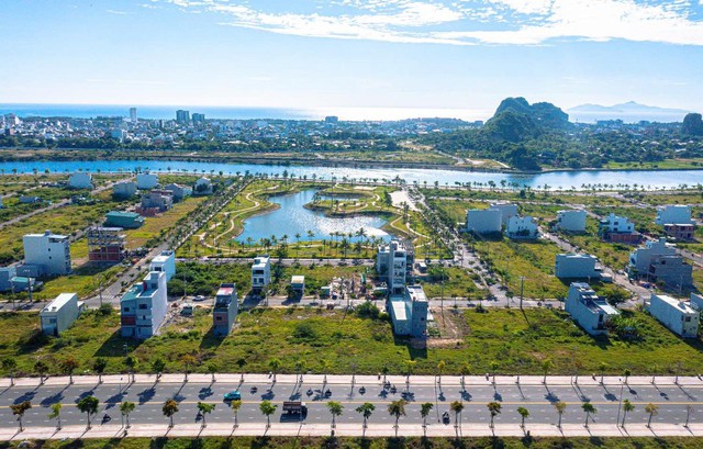 Nhà đầu tư đổ bộ, đất nền giá thấp…thổi bùng kỳ vọng về một chu kỳ tăng trưởng mới của BĐS Đà Nẵng - Ảnh 4.