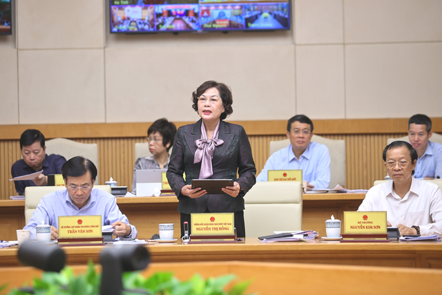 Cung tiền tăng hơn 1,3 triệu tỷ đồng từ đầu năm, Thống đốc Nguyễn Thị Hồng chỉ ra nguyên nhân cung tiền tăng mạnh - Ảnh 2.