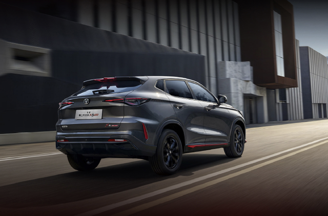 'Ông trùm' xe tải tại Việt Nam trình làng mẫu SUV đối thủ của Mazda CX-5: giá chưa tới 300 triệu đồng - Ảnh 3.