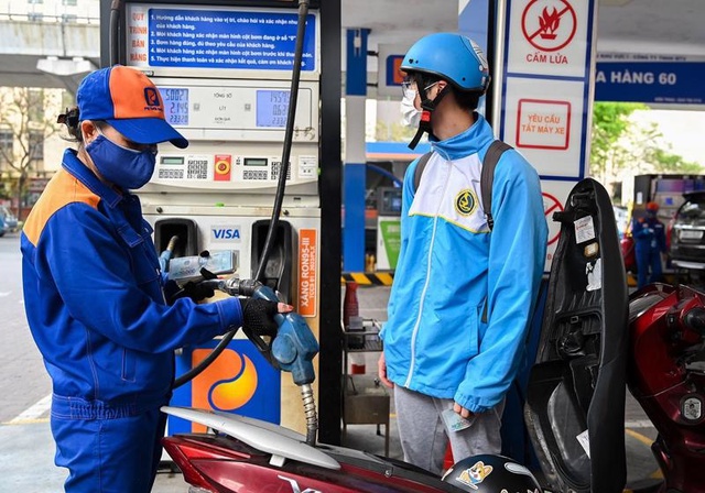 Giá xăng có thể tăng trở lại vào ngày 21/8 - Ảnh 1.