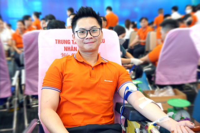 Sacombank tiếp nối hành trình "Chia sẻ từ trái tim" 2025 - Ảnh 5.
