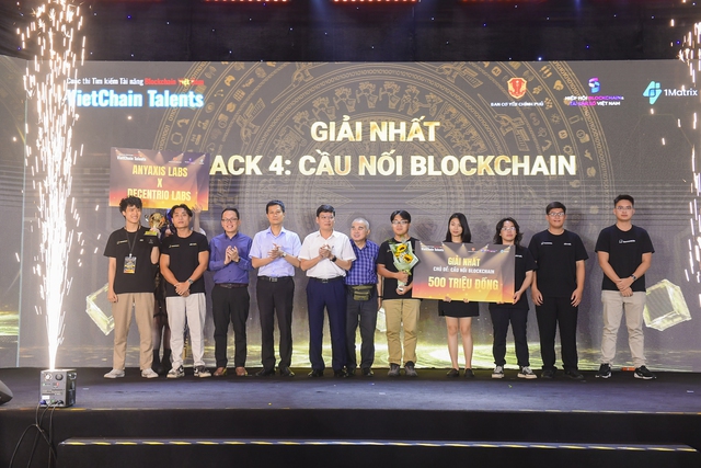 Lộ diện 4 nhóm builder Việt chia nhau giải thưởng blockchain 'khủng' 3,5 tỷ đồng- Ảnh 5. Lộ diện 4 nhóm builder Việt chia nhau giải thưởng blockchain 'khủng' 3,5 tỷ đồng- Ảnh 5.