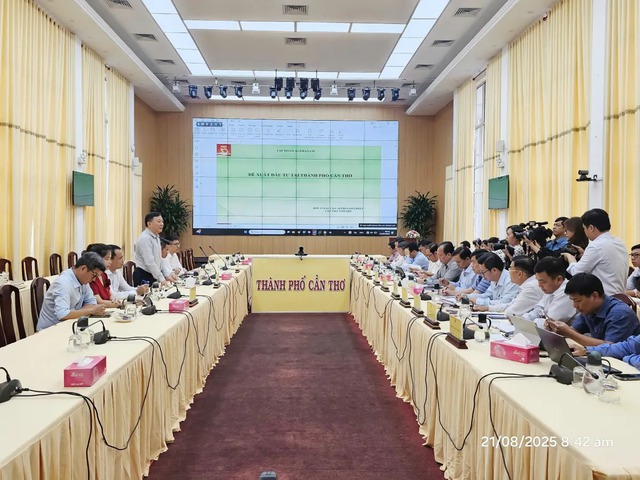 Bất ngờ: Tập đoàn Alphanam muốn đầu tư 5 dự án quy mô hơn 1.000 ha ở Cần Thơ - Ảnh 1.