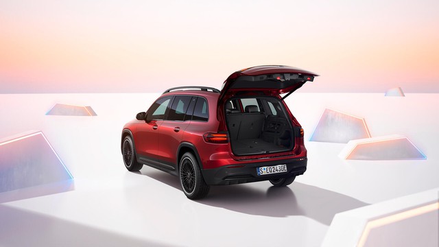 Mercedes-Benz EQB 250+ FL bản nâng cấp ra mắt tại Việt Nam, giá 2,3 tỷ đồng cùng loạt ưu đãi tháng 9/2025 - Ảnh 3.