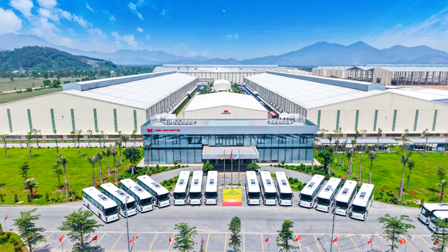 Bắt tay "ông lớn" LG xây nhà máy pin 1.200 tỷ ở Huế: Kim Long Motor có tiềm lực thế nào mà chơi lớn thế? - Ảnh 1.