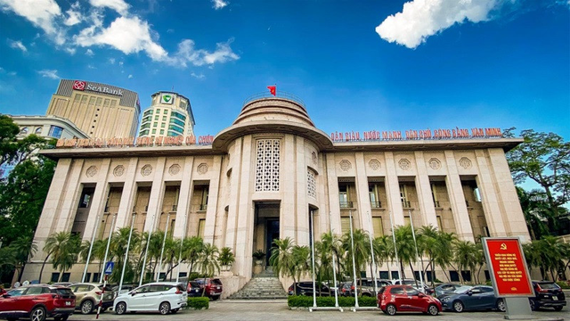 Chiều 4/8, Ngân hàng Nhà nước họp với các ngân hàng thương mại về vấn đề lãi suất- Ảnh 1.