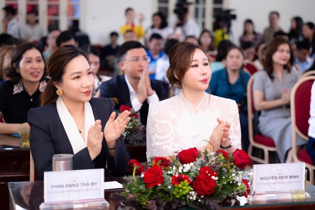 Hà Nội ra mắt nền tảng số “A80 - Tự hào Việt Nam”: Cung cấp toàn bộ lịch trình, thông tin, giao thông,…về lễ kỷ niệm, lan tỏa niềm tự hào dân tộc - Ảnh 4.