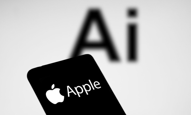 Apple vừa ra mắt chiếc 'iPhone xấu nhất lịch sử' - Ảnh 3.