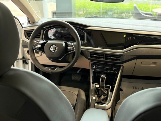 Một mẫu sedan cỡ B vừa ra mắt tại Việt Nam: Xe châu Âu, lắp ráp trong nước, giá thấp nhất 421 triệu đồng để đấu Toyota Vios, Honda City - Ảnh 6.