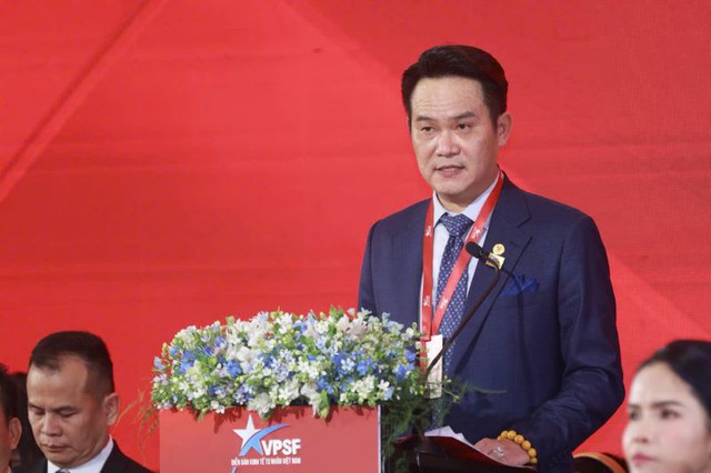 Hội Doanh nhân trẻ Việt Nam cam kết đào tạo 10.000 CEO, triển khai ngay chương trình "Mỗi doanh nhân trẻ dìu dắt 2 doanh nhân mới" trong năm nay- Ảnh 1. Hội Doanh nhân trẻ Việt Nam cam kết đào tạo 10.000 CEO, triển khai ngay chương trình "Mỗi doanh nhân trẻ dìu dắt 2 doanh nhân mới" trong năm nay- Ảnh 1.
