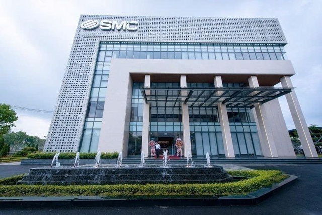 Người nhà Chủ tịch SMC bị phạt vì bán 'chui' cổ phiếu - Ảnh 1.