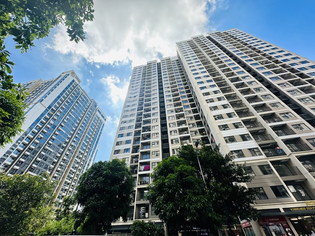 Loạt đại dự án của Vingroup, FLC, Bitexco, Sunshine… được Hà Nội cho mở bán, hơn 24.000 căn hộ sắp đổ bộ ra thị trường bất động sản - Ảnh 1.