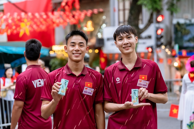 Vinamilk cùng Việt Nam rực rỡ trong ngày hội non sông - Ảnh 4.