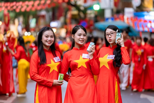 Vinamilk cùng Việt Nam rực rỡ trong ngày hội non sông - Ảnh 5.