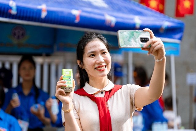Vinamilk cùng Việt Nam rực rỡ trong ngày hội non sông - Ảnh 6.