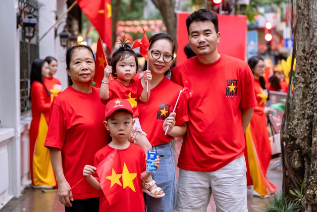 Vinamilk cùng Việt Nam rực rỡ trong ngày hội non sông - Ảnh 9.
