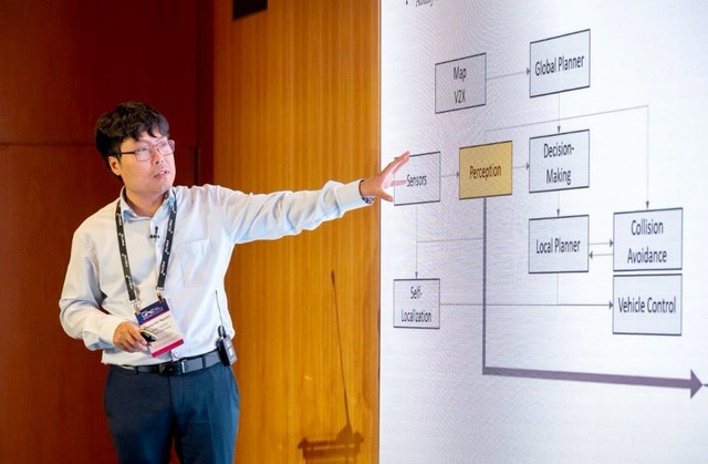 Viện trưởng VinFast lần đầu hé lộ 'dream team' nghiên cứu ADAS tại Đức - Ảnh 4.