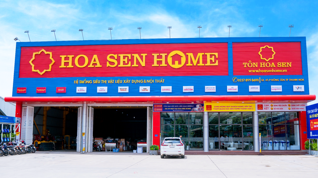 Từ nhà máy tôn thép đến ‘ông lớn’ sở hữu hệ thống Siêu thị Vật liệu xây dựng và Nội thất lớn nhất Việt Nam: Cách tạo nên sự khác biệt của Tập đoàn Hoa Sen - Ảnh 1.