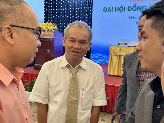 Bầu Đức bất ngờ tái xuất mảng bất động sản sau 3 tháng tuyên bố “Không bao giờ làm, dù một năm lời 1.000 tỷ đồng”- Ảnh 2. Bầu Đức bất ngờ tái xuất mảng bất động sản sau 3 tháng tuyên bố “Không bao giờ làm, dù một năm lời 1.000 tỷ đồng”- Ảnh 2.