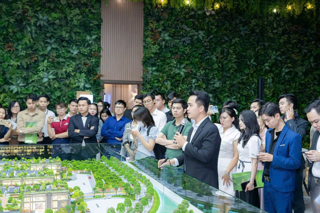 Thị trường bất động sản ghi nhận giao dịch ngay trong tháng Ngâu - Ảnh 1.