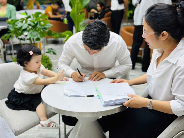 Thị trường bất động sản ghi nhận giao dịch ngay trong tháng Ngâu - Ảnh 2.