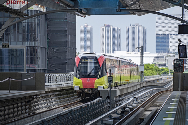 Tin vui lớn cho cư dân loạt dự án Vinhomes, An Khánh, The Matrix One: "Siêu metro” 62.000 tỷ sắp khởi công, rút ngắn thời gian di chuyển vào trung tâm Thủ đô- Ảnh 1. Tin vui lớn cho cư dân loạt dự án Vinhomes, An Khánh, The Matrix One: "Siêu metro” 62.000 tỷ sắp khởi công, rút ngắn thời gian di chuyển vào trung tâm Thủ đô- Ảnh 1.