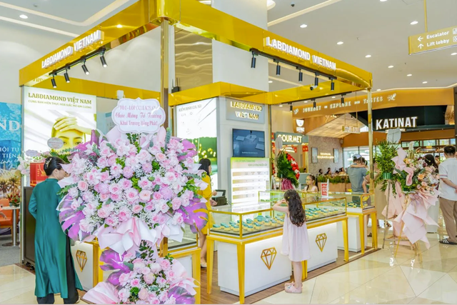 Lab Diamond Việt Nam cùng người Việt hiện thực hóa giấc mơ kim cương- Ảnh 1. Lab Diamond Việt Nam cùng người Việt hiện thực hóa giấc mơ kim cương- Ảnh 1.
