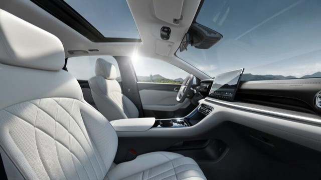 Hãng xe xây nhà máy 4.100 tỷ tại Hưng Yên ra mắt đối thủ Toyota Camry: siêu tiết kiệm xăng, ngoại hình như Mercedes, giá mềm từ 332 triệu đồng - Ảnh 6.