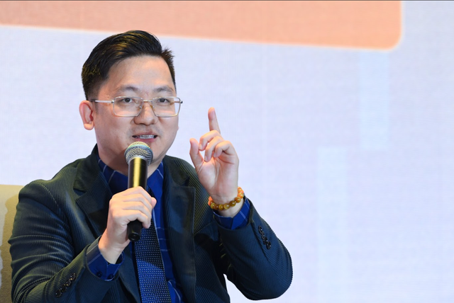 "Lượng vàng rất lớn nằm rải rác trong két sắt, gầm giường người dân nếu được huy động hiệu quả sẽ là nguồn lực cho đầu tư, phát triển kinh tế" - Ảnh 1.