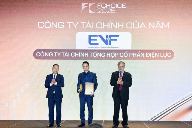 EVF được vinh danh "Công ty tài chính của năm" tại FChoice 2025 - Ảnh 1.