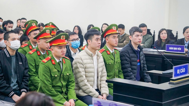 Chủ tịch Công ty Z Holding lĩnh án 30 năm tù cho 3 tội danh - Ảnh 1.