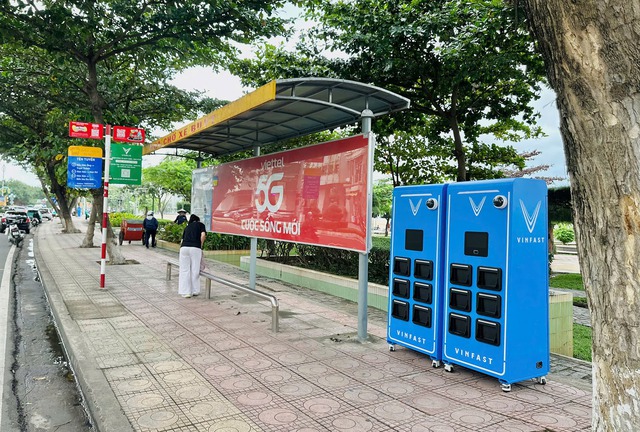 Nóng: VinFast chính thức công bố 4 mẫu xe máy điện mới trong phân khúc đổi pin, xóa sạch lo ngại tìm điểm sạc - Ảnh 1.