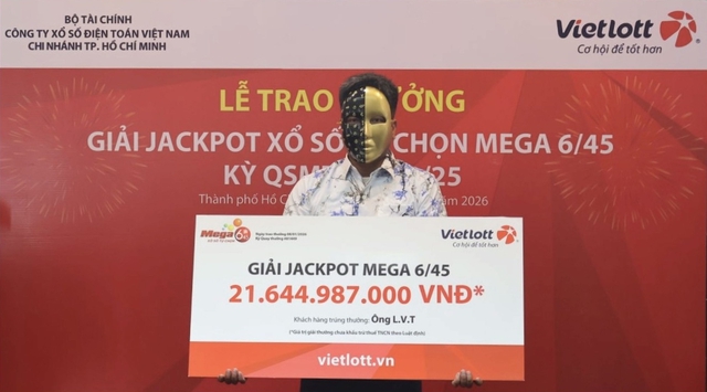 Một nhân viên văn phòng tại TP.HCM vừa trúng Vietlott hơn 21 tỷ đồng- Ảnh 1.