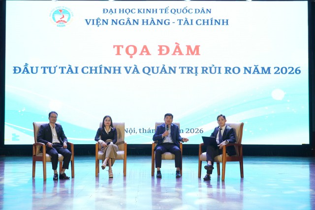 Nhiều chuyên gia tham gia thảo luận về ‘đầu tư tài chính và quản trị rủi ro năm 2026’ - Ảnh 3.