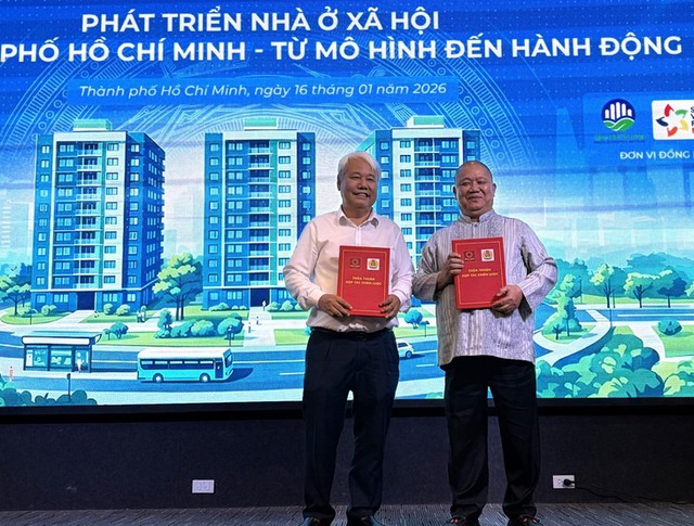 Hai đại gia tái xuất làm BĐS: Bầu Đức làm dự án cuối cùng ở Gia Lai, tuyên bố tặng 160 căn cho nhân viên còn "đại gia đi tu" lấn sân làm 20.000 căn NOXH  - Ảnh 2.