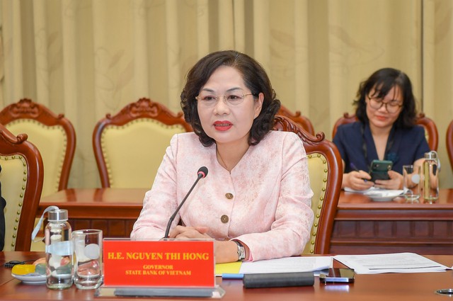Thống đốc Nguyễn Thị Hồng ban hành chỉ thị mới cho ngành ngân hàng - Ảnh 1.