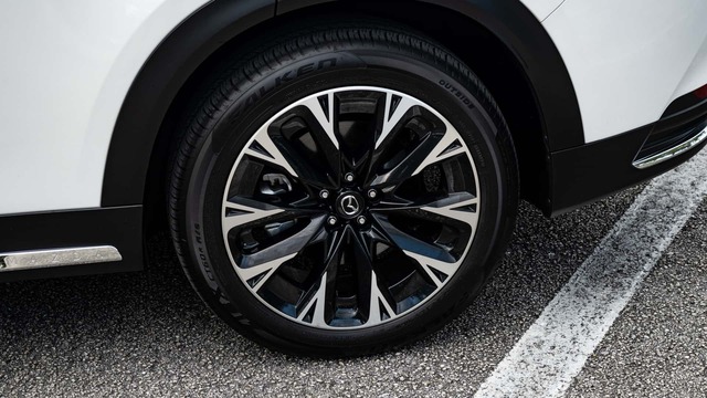 Hãng xe Nhật đầu tiên bán xe PHEV tại Việt Nam: Nhập khẩu nguyên chiếc, giá dự kiến khoảng 2,5 tỷ đồng - Ảnh 5.