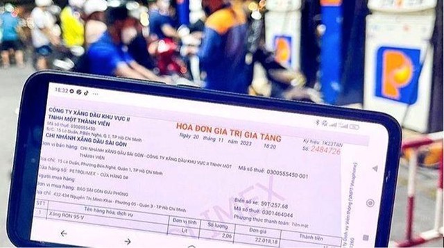 Người mua là cá nhân không cung cấp MST: Hóa đơn điện tử ghi thế nào cho đúng?- Ảnh 1.