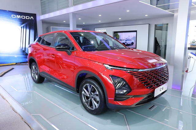 Omoda & Jaecoo tiếp tục 'chơi lớn': Một mẫu xe giảm 110% phí trước bạ, quyết đua doanh số ngay từ đầu năm  - Ảnh 1.