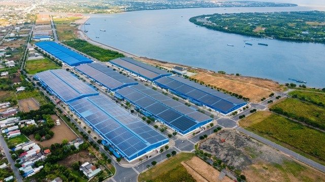 MCD Việt Nam và IMG Phước Đông nhận án phạt vì không công bố thông tin - Ảnh 1.