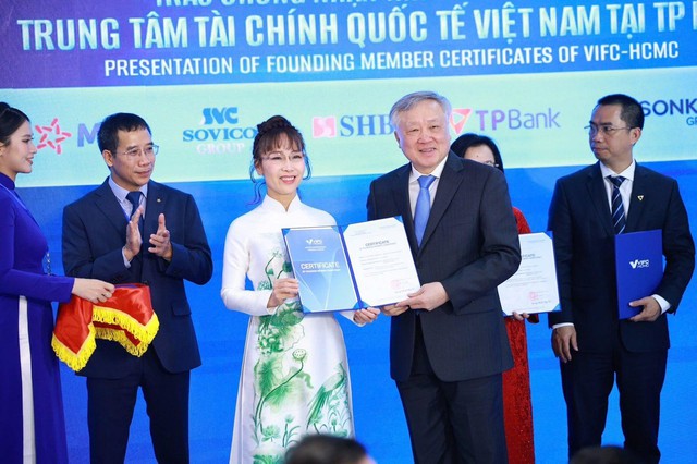 Trung tâm Tài chính Quốc tế Việt Nam tại TP.HCM ra mắt: Nền tảng niềm tin đón dòng vốn toàn cầu - Ảnh 3.
