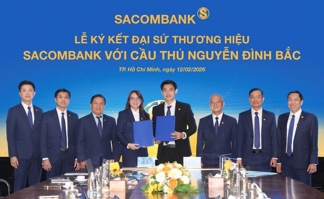 Cầu thủ Nguyễn Đình Bắc chính thức trở thành Đại sứ thương hiệu Sacombank - Ảnh 1.