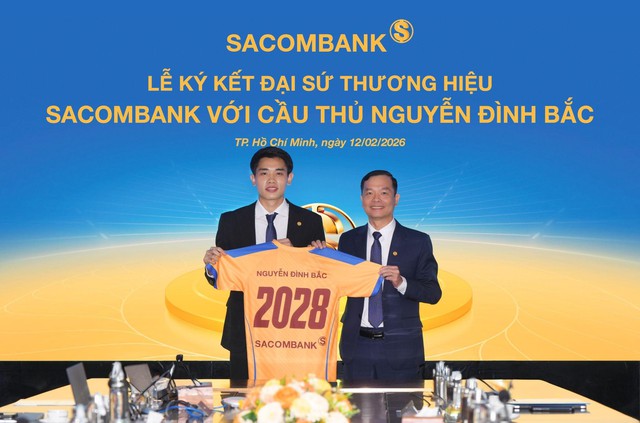 Cầu thủ Nguyễn Đình Bắc chính thức trở thành Đại sứ thương hiệu Sacombank - Ảnh 3.