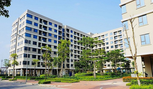 Hộ gia đình, cá nhân bị thu hồi đất, nhà ở vì mục đích quốc phòng, an ninh được ưu tiên mua nhà ở xã hội - Ảnh 1.