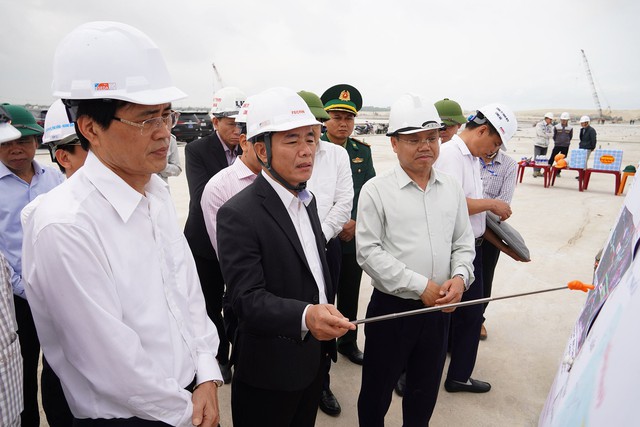 Tin vui tại dự án khu bến cảng 15.000 tỷ tại Quảng Trị - Ảnh 1.