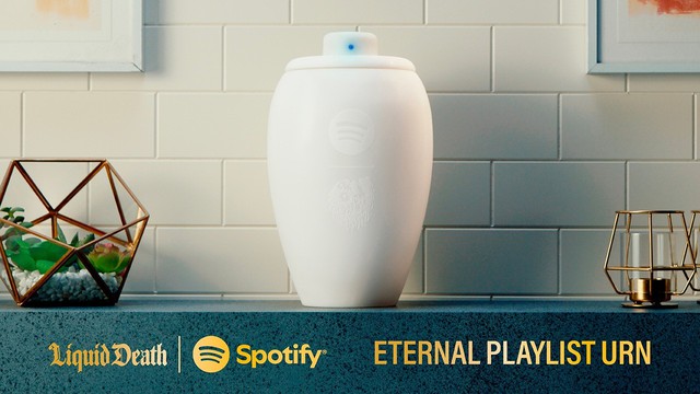 Spotify bắt tay Liquid Death ra mắt loa Bluetooth hình hũ tro cốt giá 495 USD - Ảnh 1.