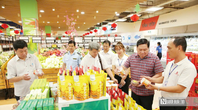 Tăng cường công tác quản lý, điều hành và bình ổn giá dịp tết Nguyên đán Bính Ngọ - Ảnh 1.