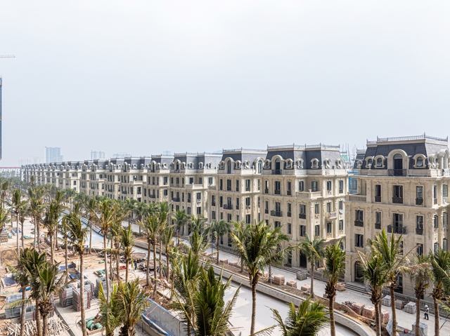 Dự án dinh thự và shop villas nằm trọn trong quy hoạch "đất vàng" giữa Tây Hồ Tây đang ra sao?

- Ảnh 1.